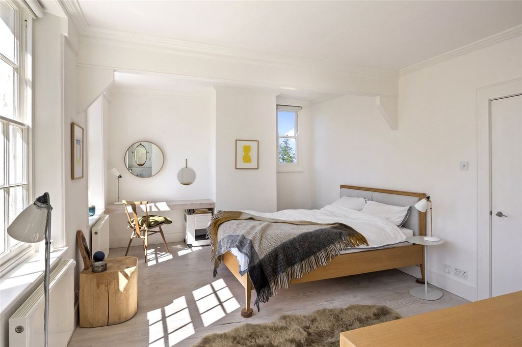 Additional image 16 of 5 bed semi-detached house for saleCastle Precincts, Lewes, East Sussex BN7