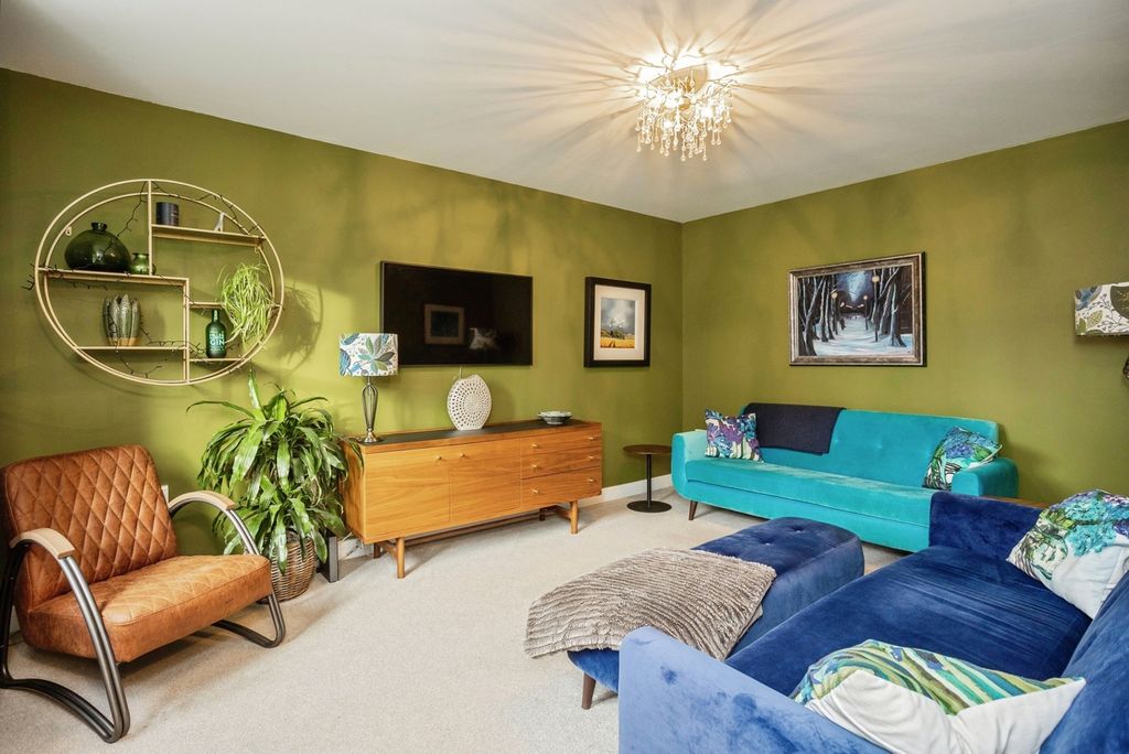 Property photo 2 of 25 Pbox-Img.Jpg