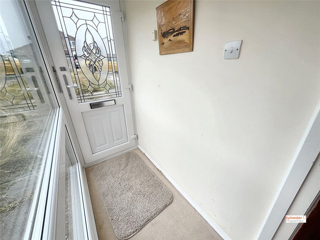 Property photo 2 of 21 Picture No. 10