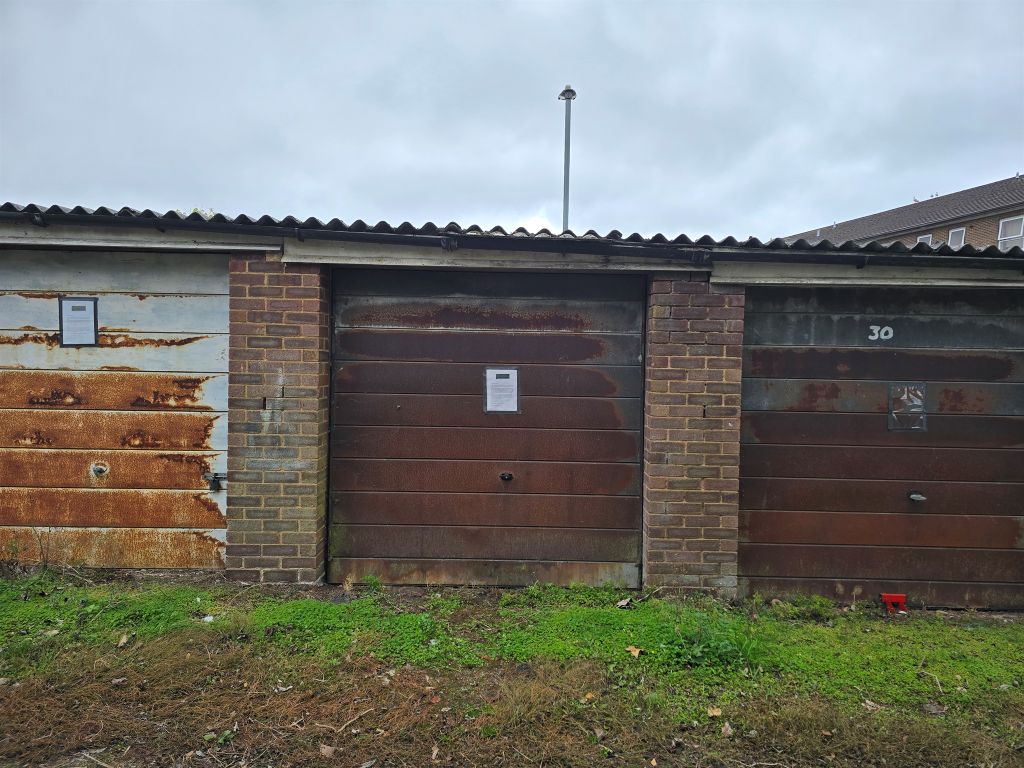 Property photo 1 of 5