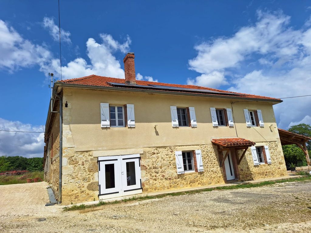 Property photo 1 of 50