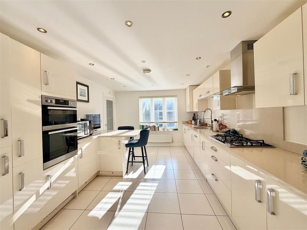 Property photo 3 of 18 Img_1820.Jpeg