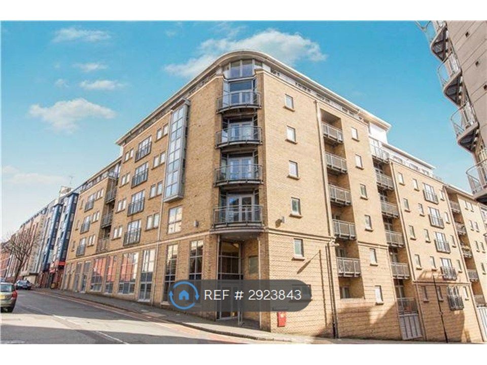 Property photo 1 of 7 Exterior Hamilton Court