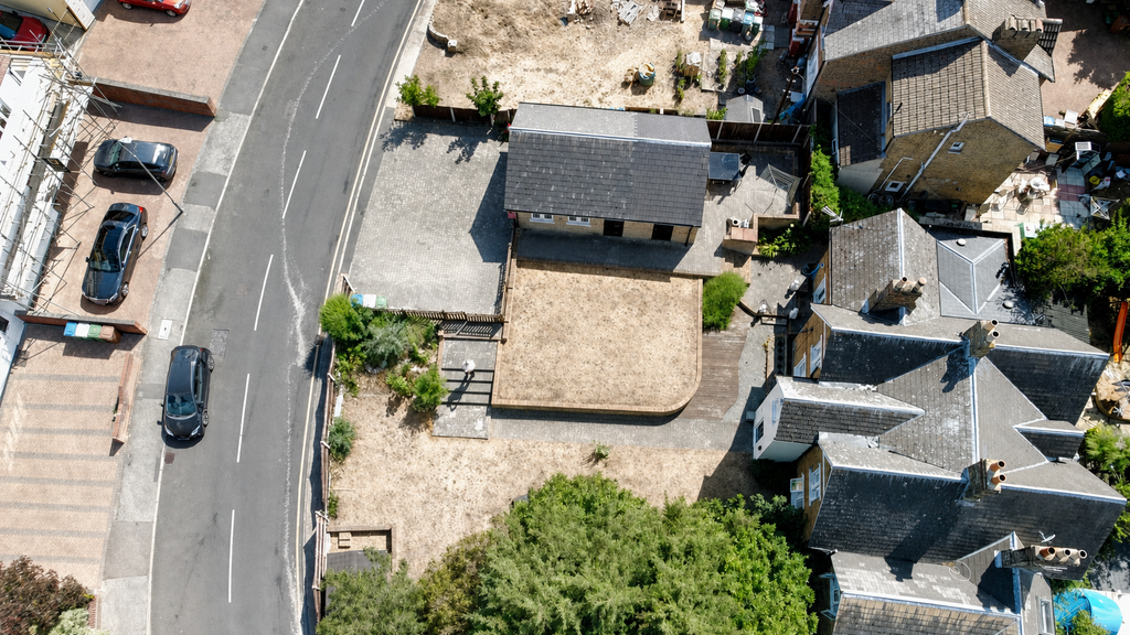 Property photo 2 of 23 Exterior