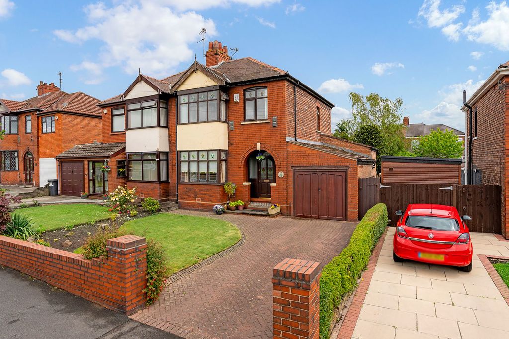Property photo 1 of 30