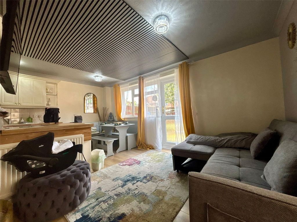 Property photo 2 of 7 Picture No. 03