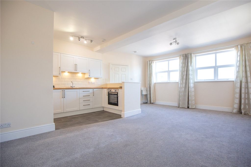 Property photo 3 of 11 Picture No. 05