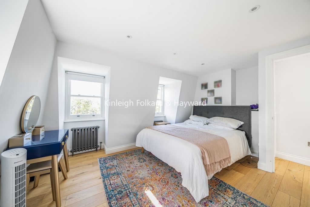 Property photo 3 of 13 087Ddfba-8883-47A5-9