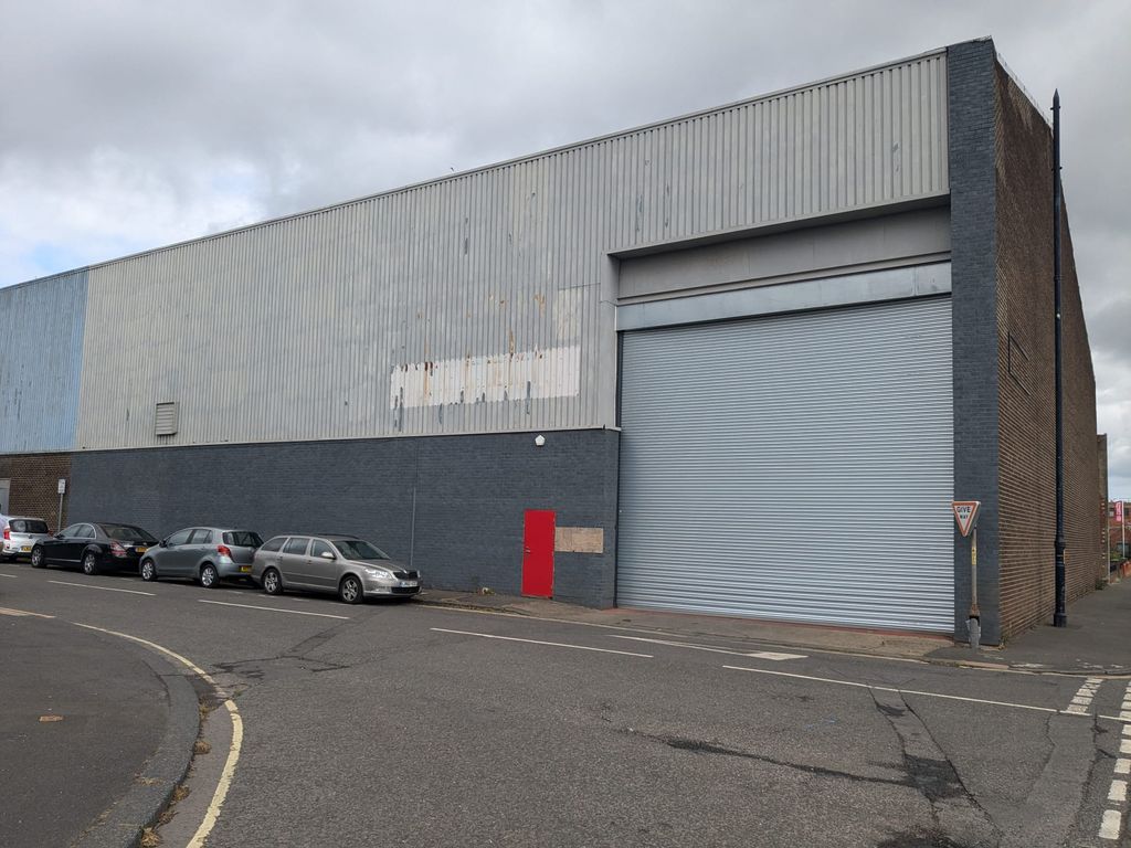 Property photo 1 of 16