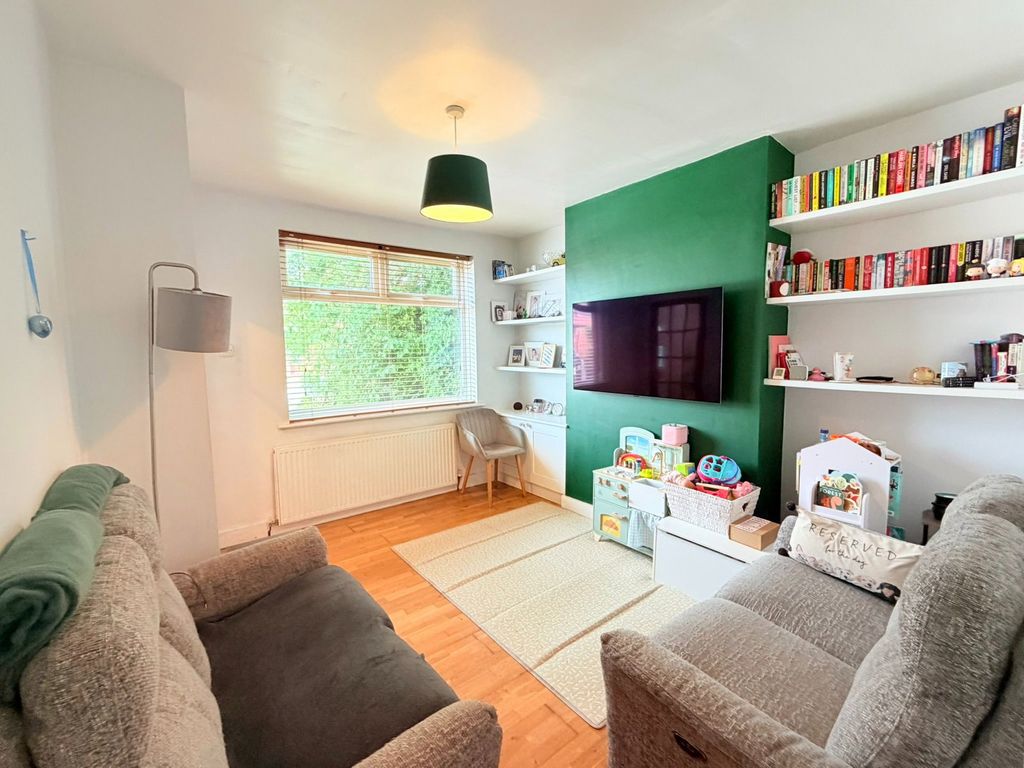 Property photo 3 of 16