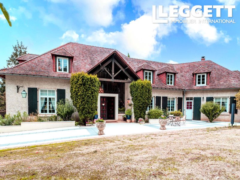 Property photo 1 of 10