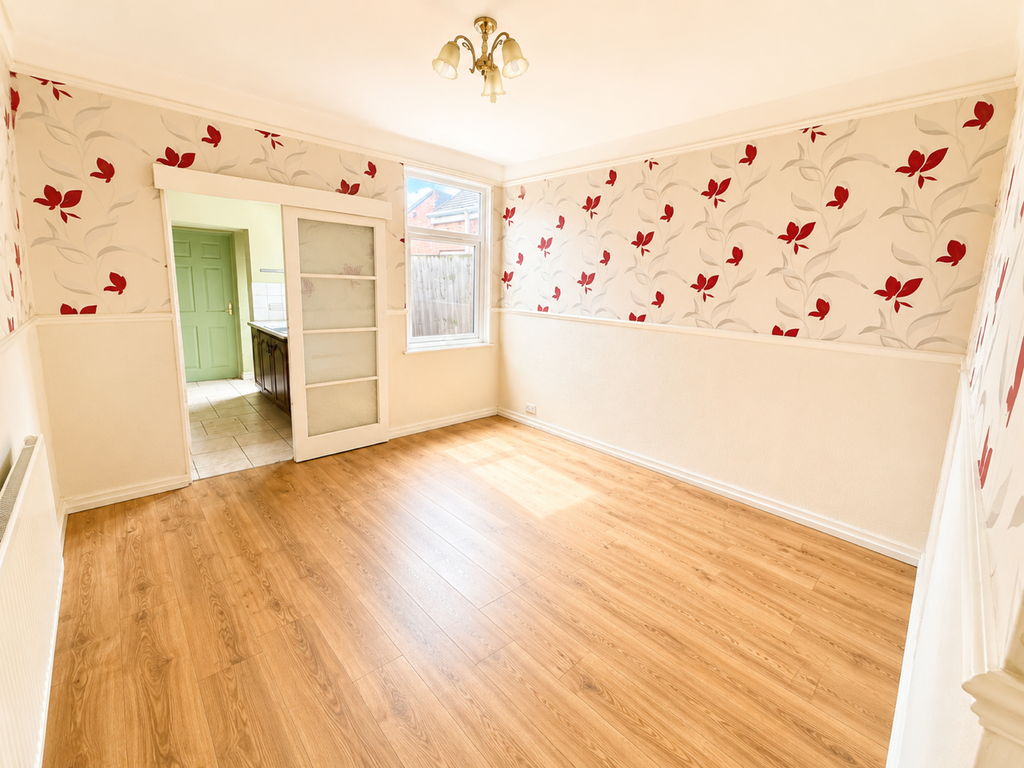 Property photo 3 of 10 8A63Df44-9Ed0-478A-8C33-A04B12C656E2