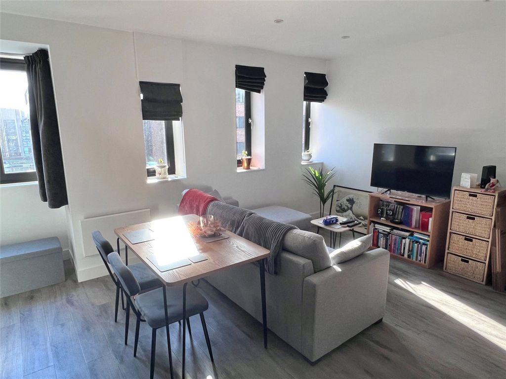 Property photo 3 of 7 Picture No. 05