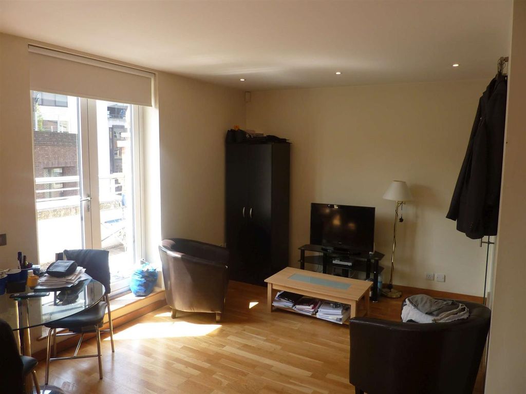 Property photo 3 of 5