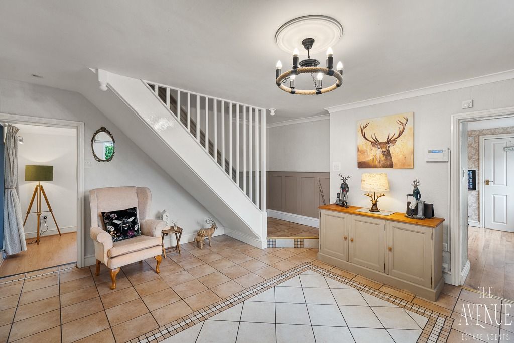 Property photo 3 of 46 4154109