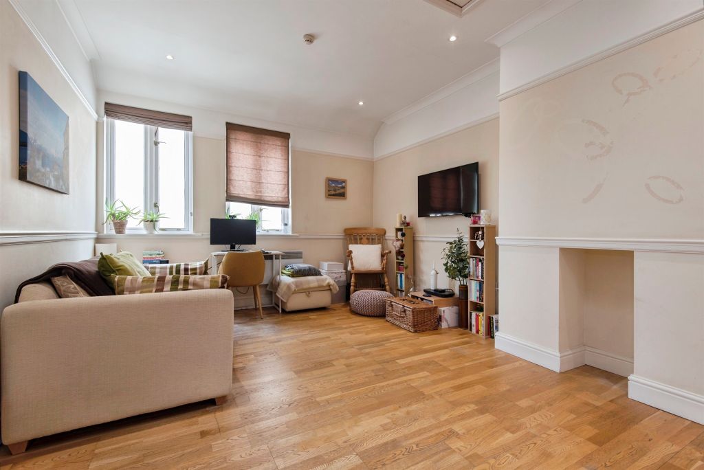Additional image 7 of 1 bed flat for saleWhitehorse Street, Baldock SG7