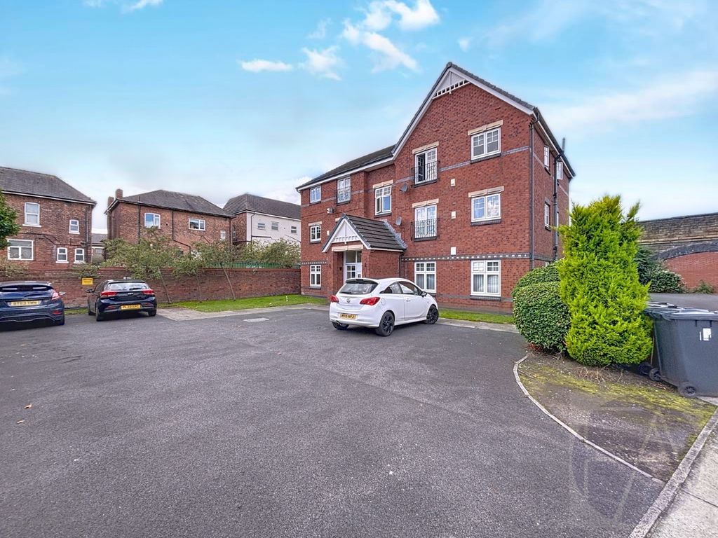 Property photo 1 of 14 4559531