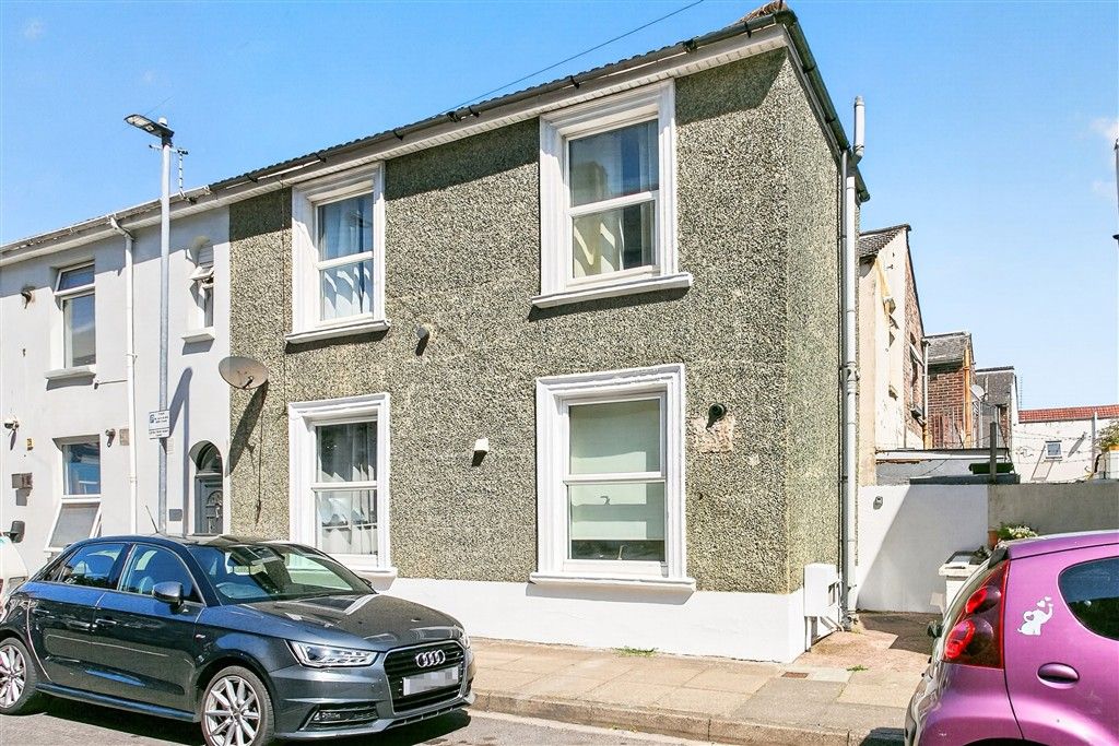 Property photo 1 of 7 Front (Web)