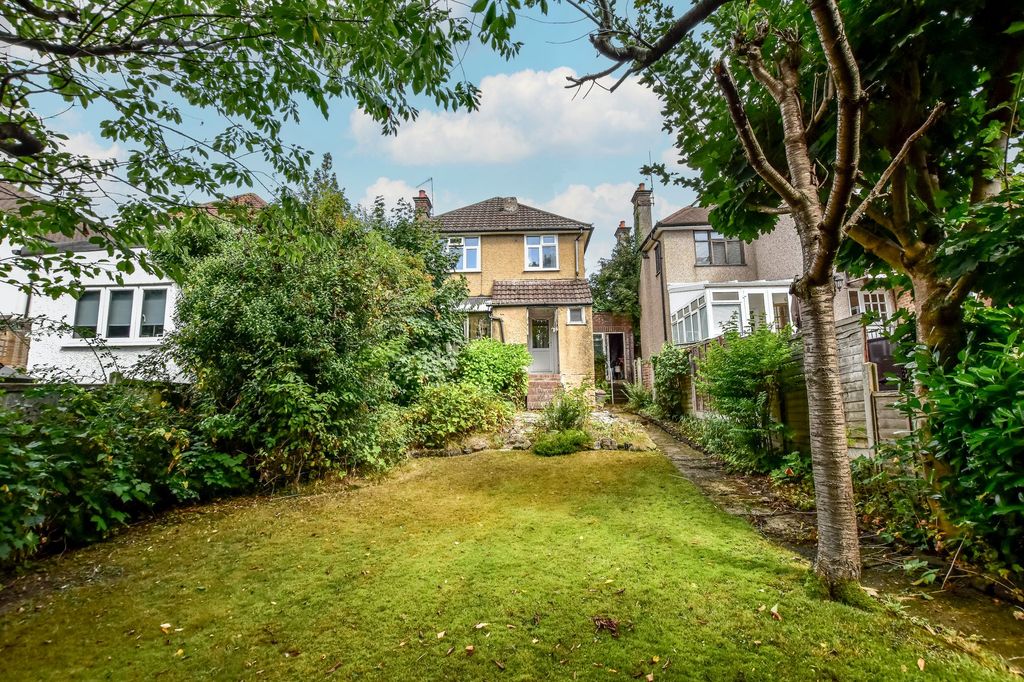 Property photo 2 of 12