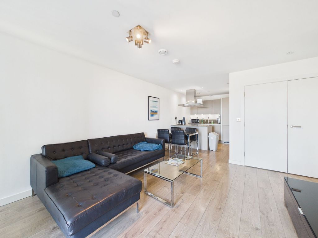 Property photo 2 of 10