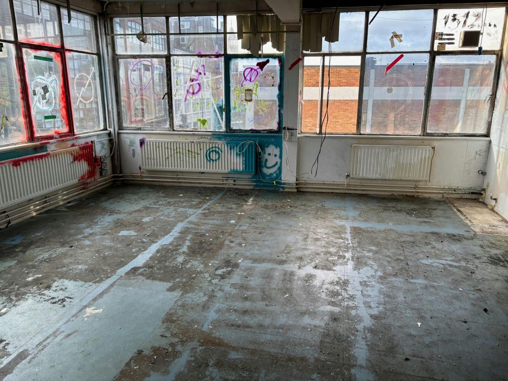 Property photo 3 of 7 2.Jpg