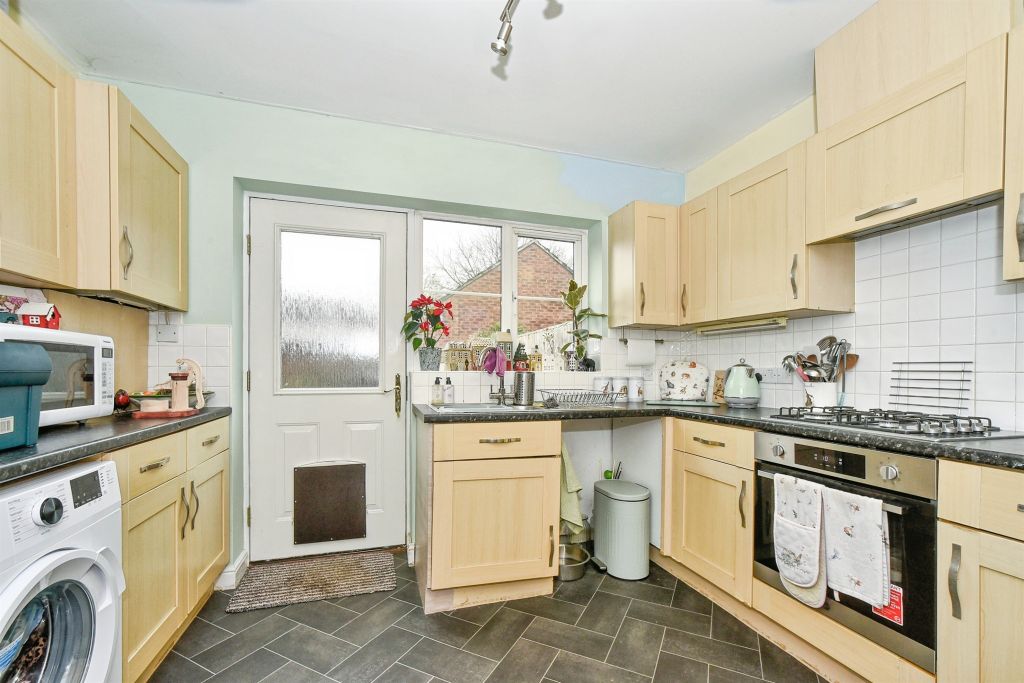 Property photo 3 of 11