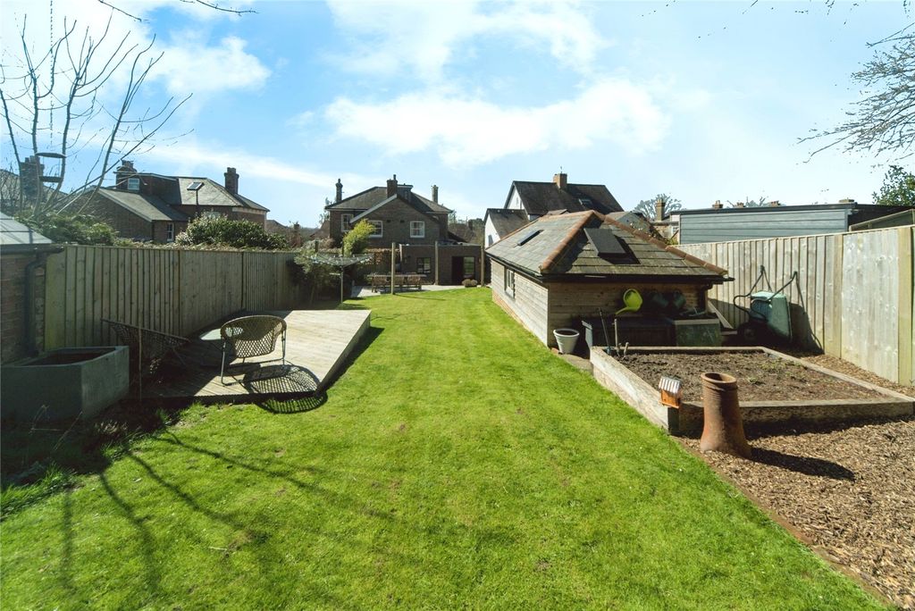 Property photo 1 of 18 Picture No. 10