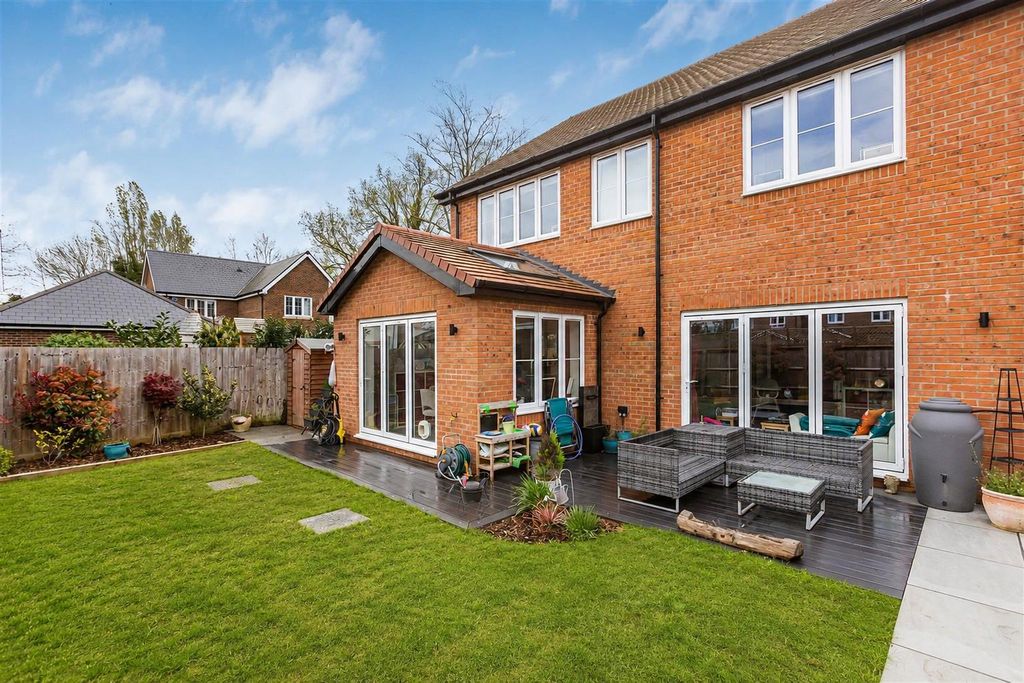Additional image 15 of 4 bed detached house for saleThompson Way, Hertford SG13