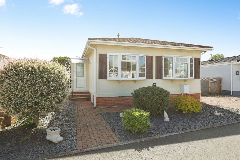 Property photo 1 of 16 Pbox-Img.Jpg