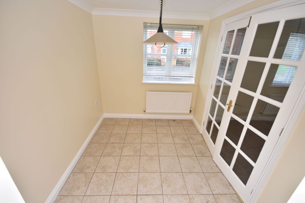 Property photo 3 of 8