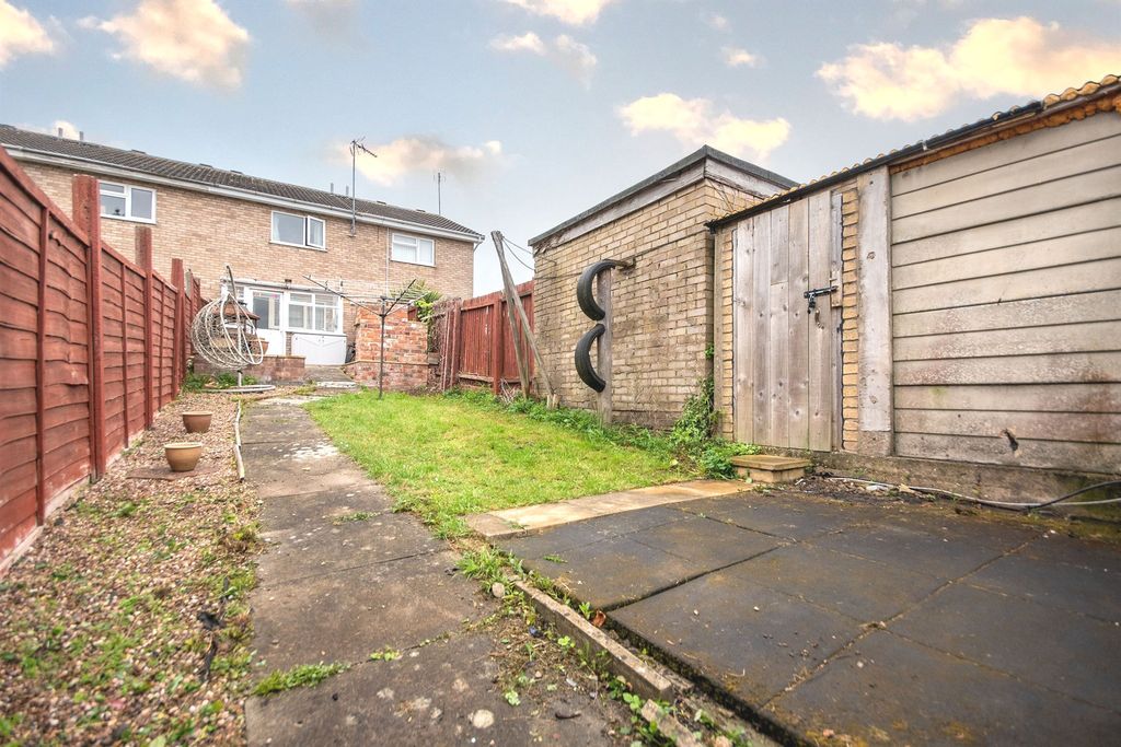 Property photo 2 of 10