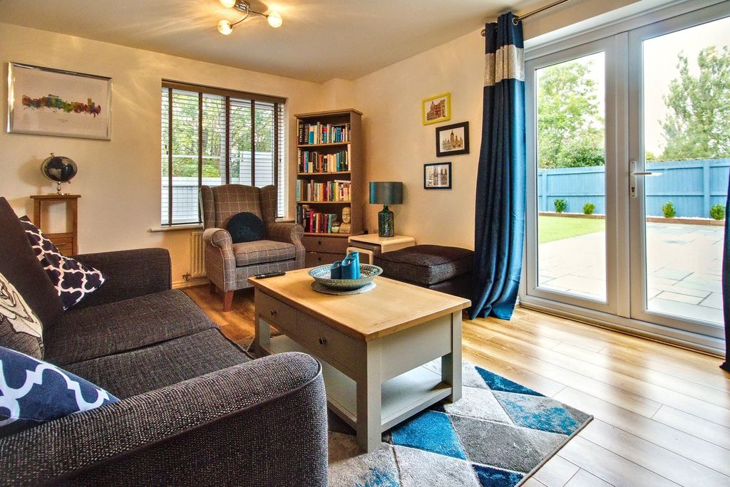 Property photo 2 of 15