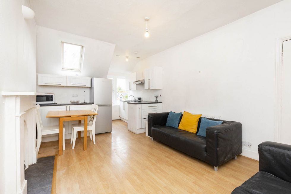 Property photo 1 of 4