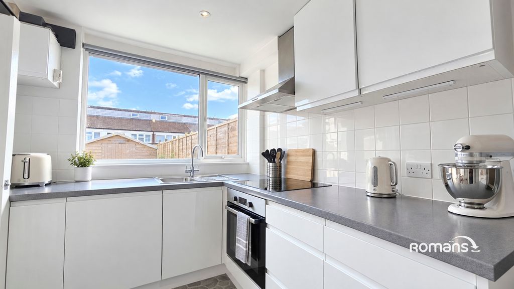 Property photo 1 of 10 Pbox-Img.Jpg