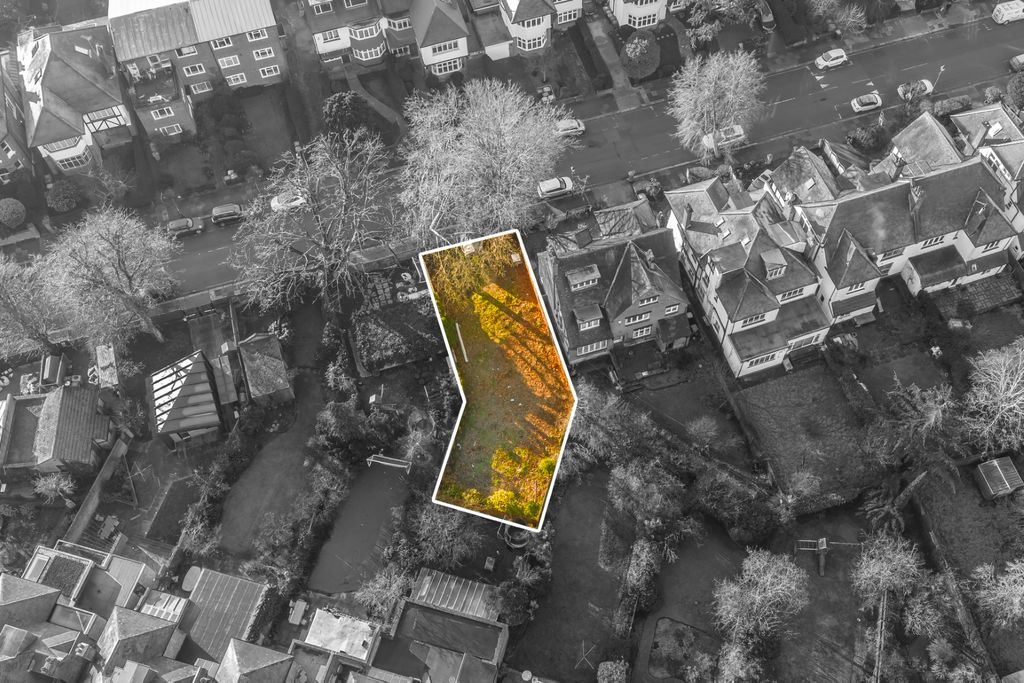 Property photo 1 of 5