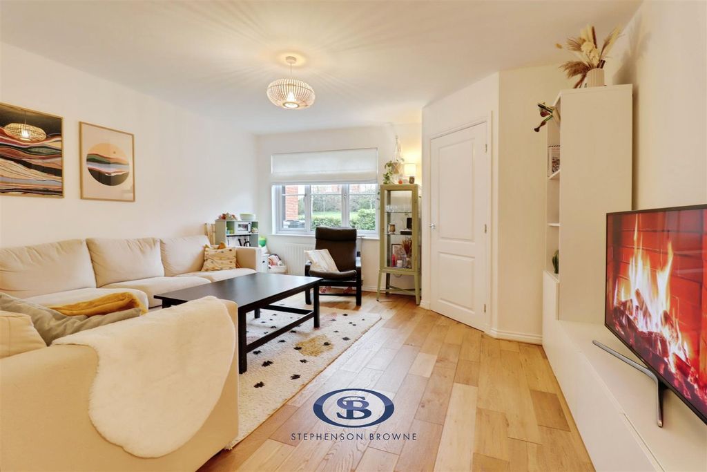 Property photo 2 of 35 Fb54E4Ff-Img_8278-Img_8280.Jpg