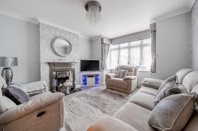 Property photo 2 of 17 Reception Room