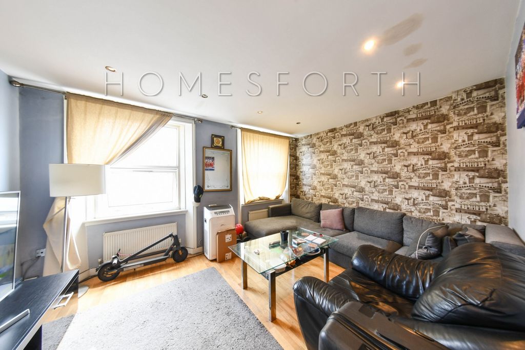 Property photo 1 of 10 Photo 10