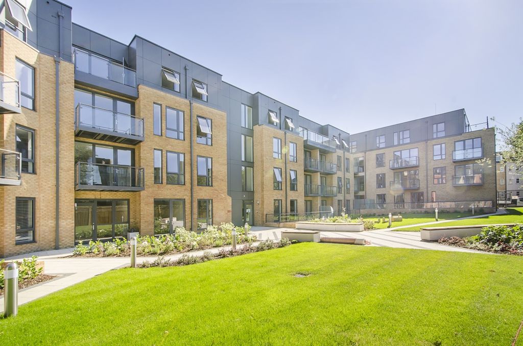 Property photo 1 of 13 Penrose-Court-011