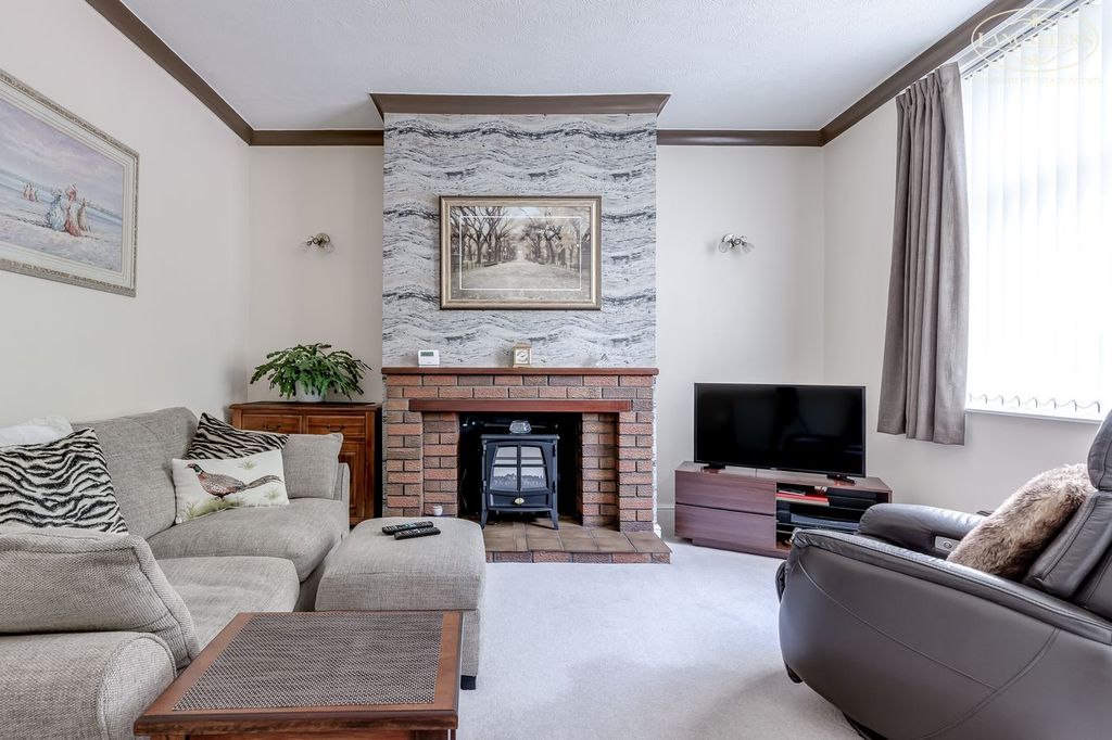 Property photo 2 of 15 Reception Room