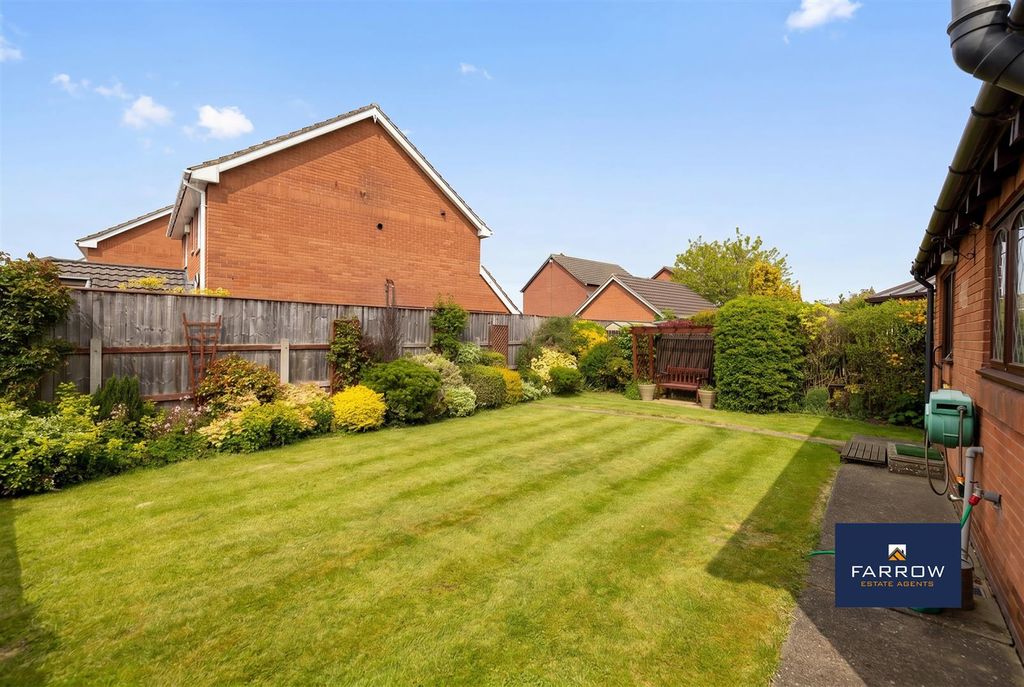 Additional image 21 of 3 bed detached bungalow for saleWellgarth, Grimsby DN32