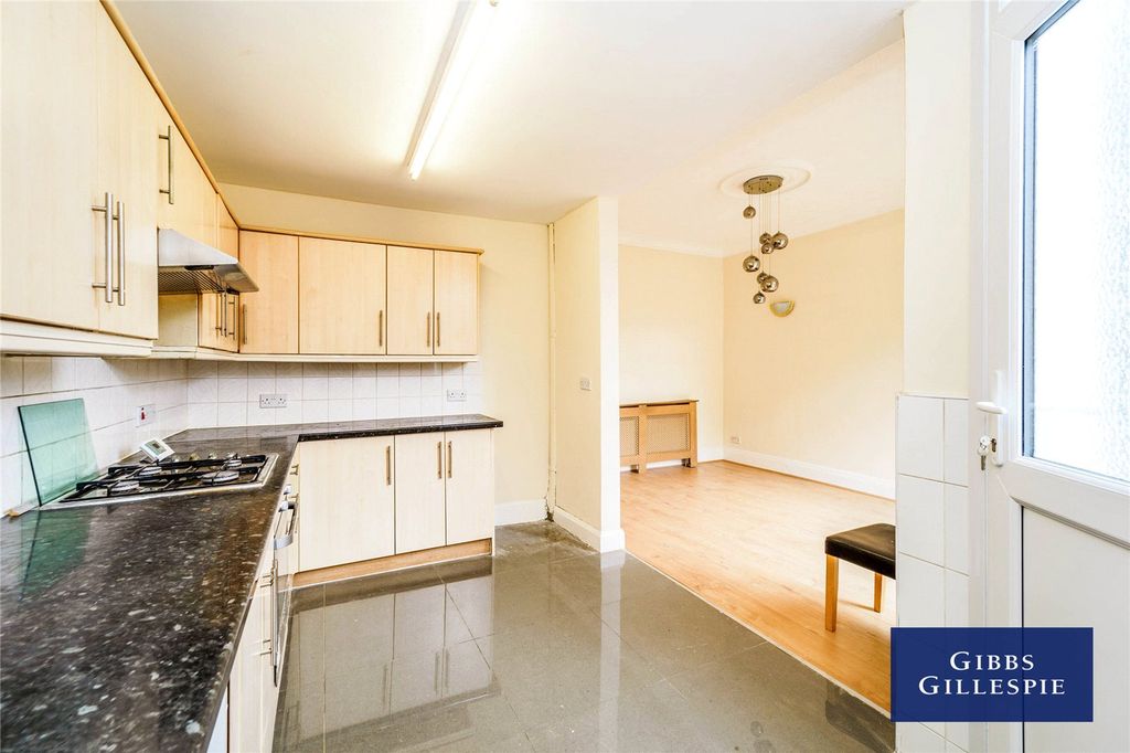 Property photo 1 of 9 Picture No. 07