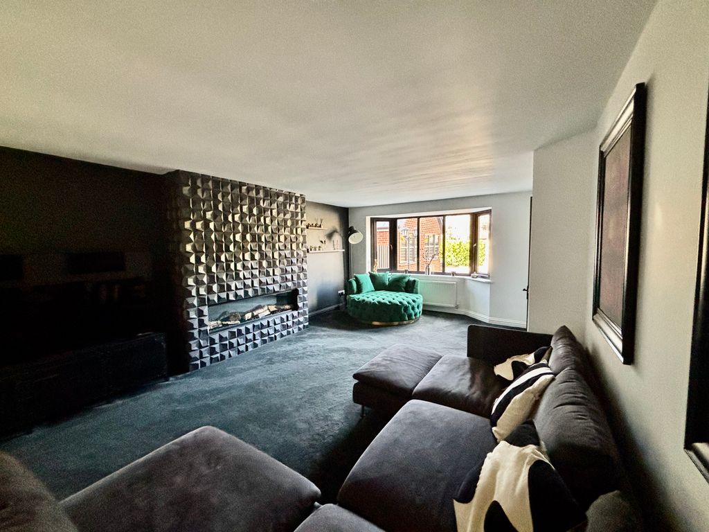 Property photo 3 of 28 Img_4155