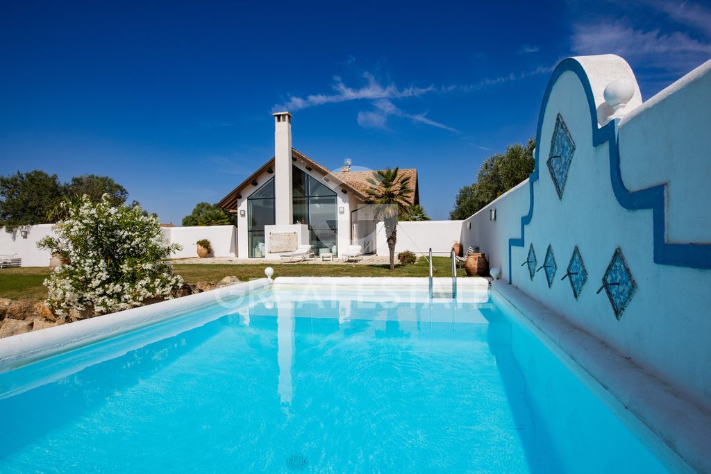 Property photo 1 of 49