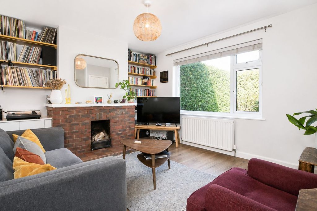Property photo 3 of 14