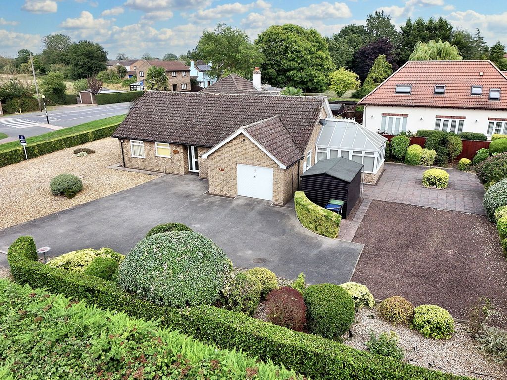 Property photo 3 of 43