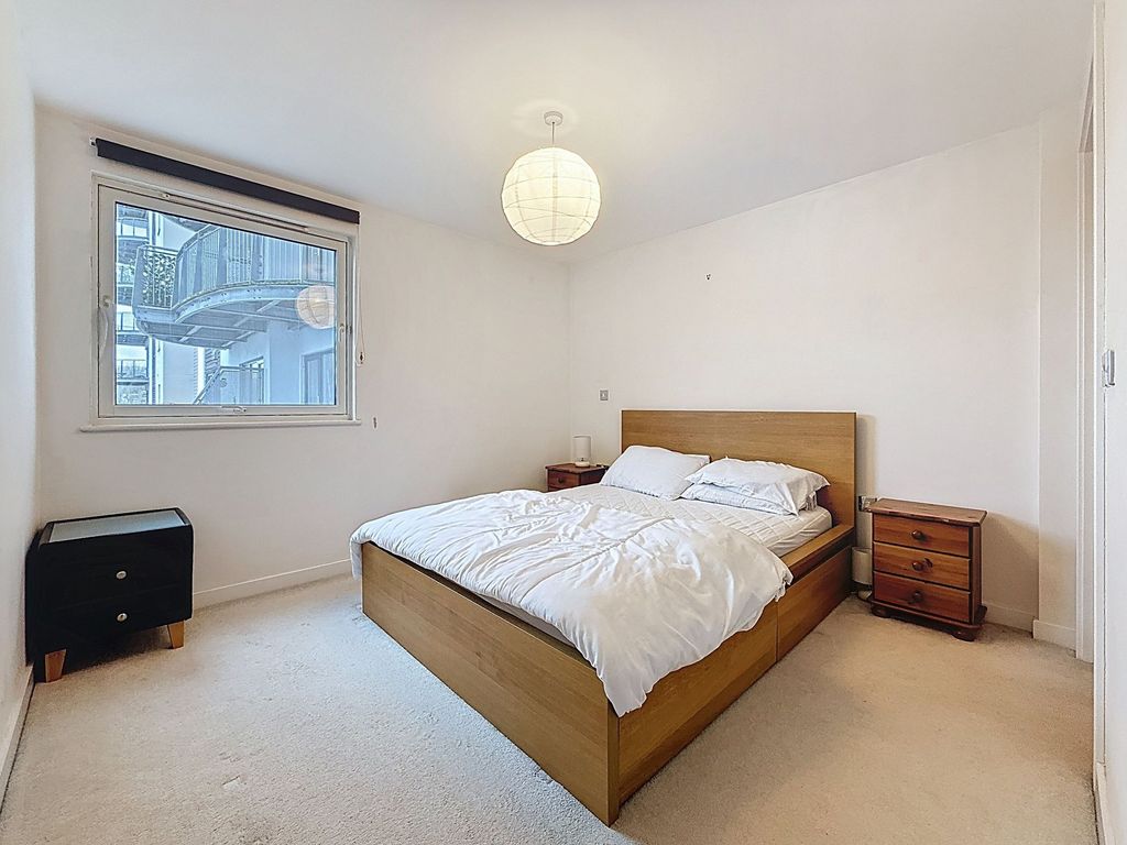 Property photo 2 of 30 Bedroom One