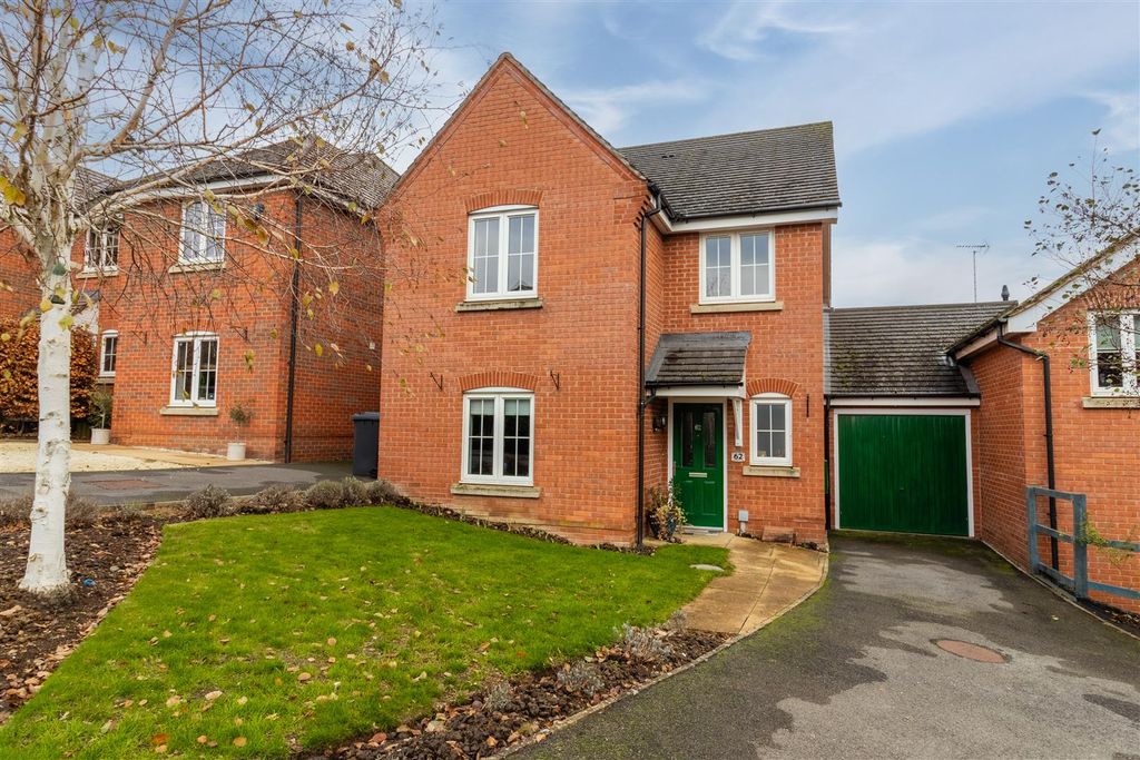 Property photo 1 of 36