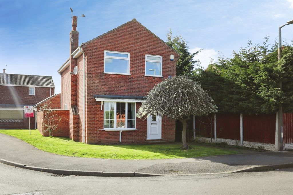 Property photo 1 of 14