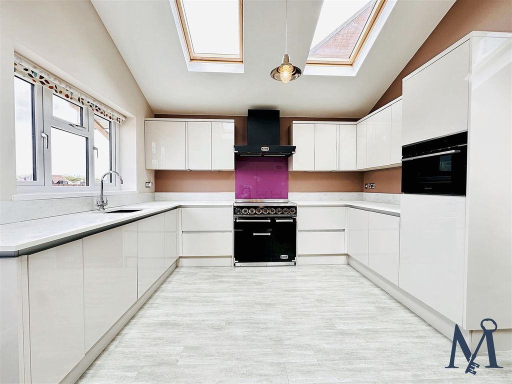Property photo 3 of 21 Open Plan Kitchen Diner